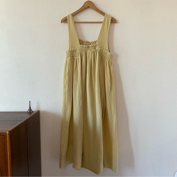 FREE PEOPLE | Delphine Midi Dress in Pampas - Picture 6 of 16